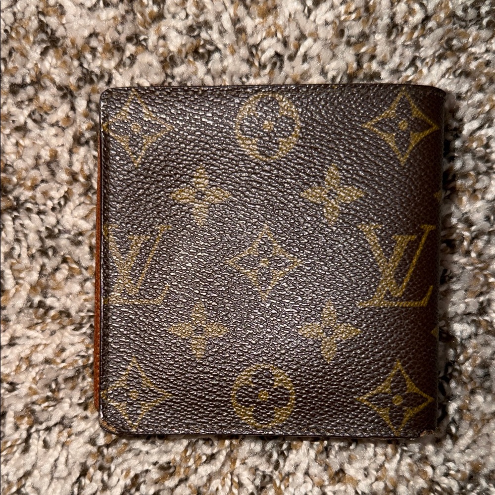 Louis Vuitton Brown Monogram Card Holder